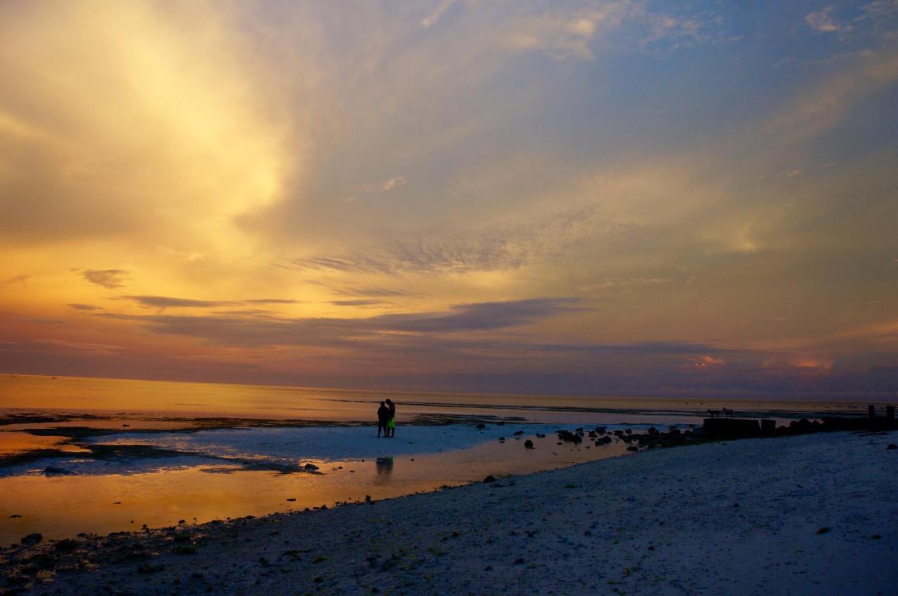 Sabas Beach And Campsite Сікіхор Екстер'єр фото